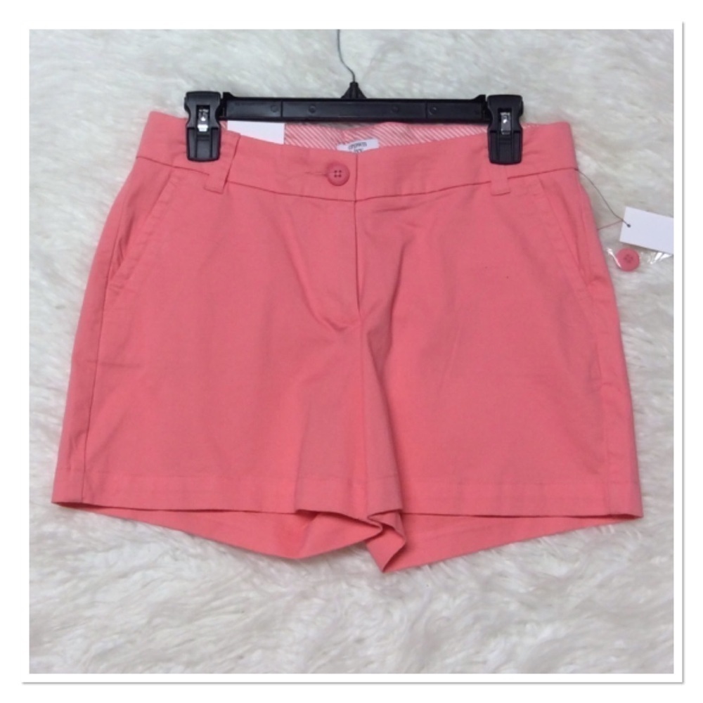 CROWN & IVY CORAL SHORTS